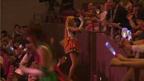 Sailor Venus giving us high-fives for all of Japan to see. Am I famous yet?